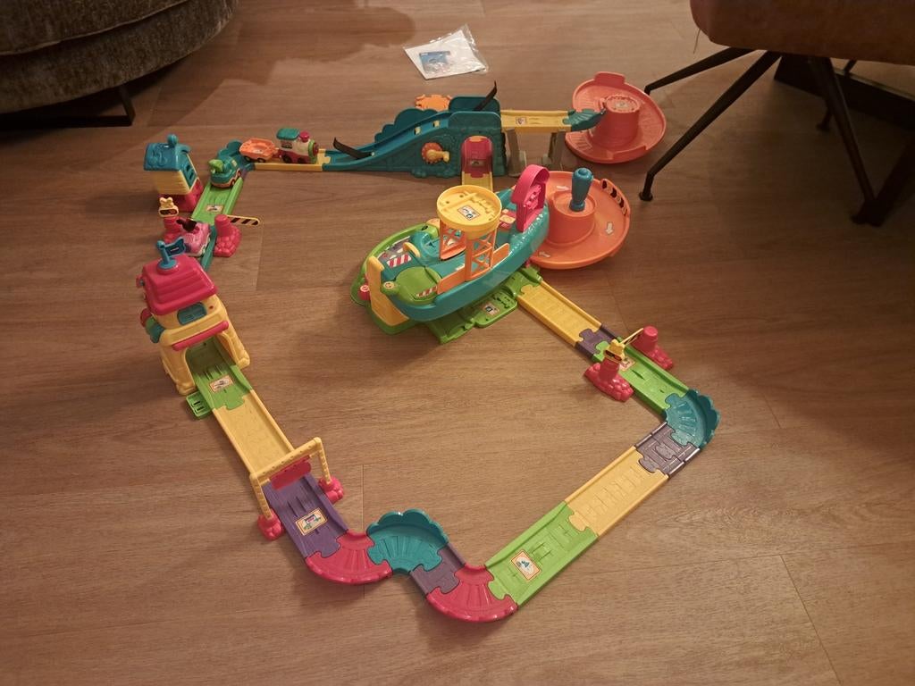 VTech Toet Toet Auto's Treinstation, Parkeergarage & Extra's, Kinderen en Baby's, Speelgoed | Vtech, Ophalen of Verzenden, Gebruikt