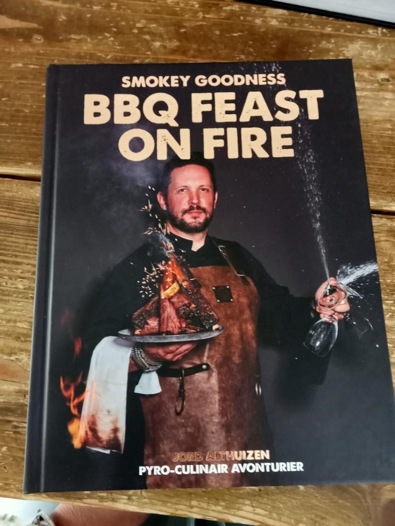 Jord Althuizen - Smokey Goodness BBQ Feast on Fire, Ophalen of Verzenden, Nieuw, Jord Althuizen