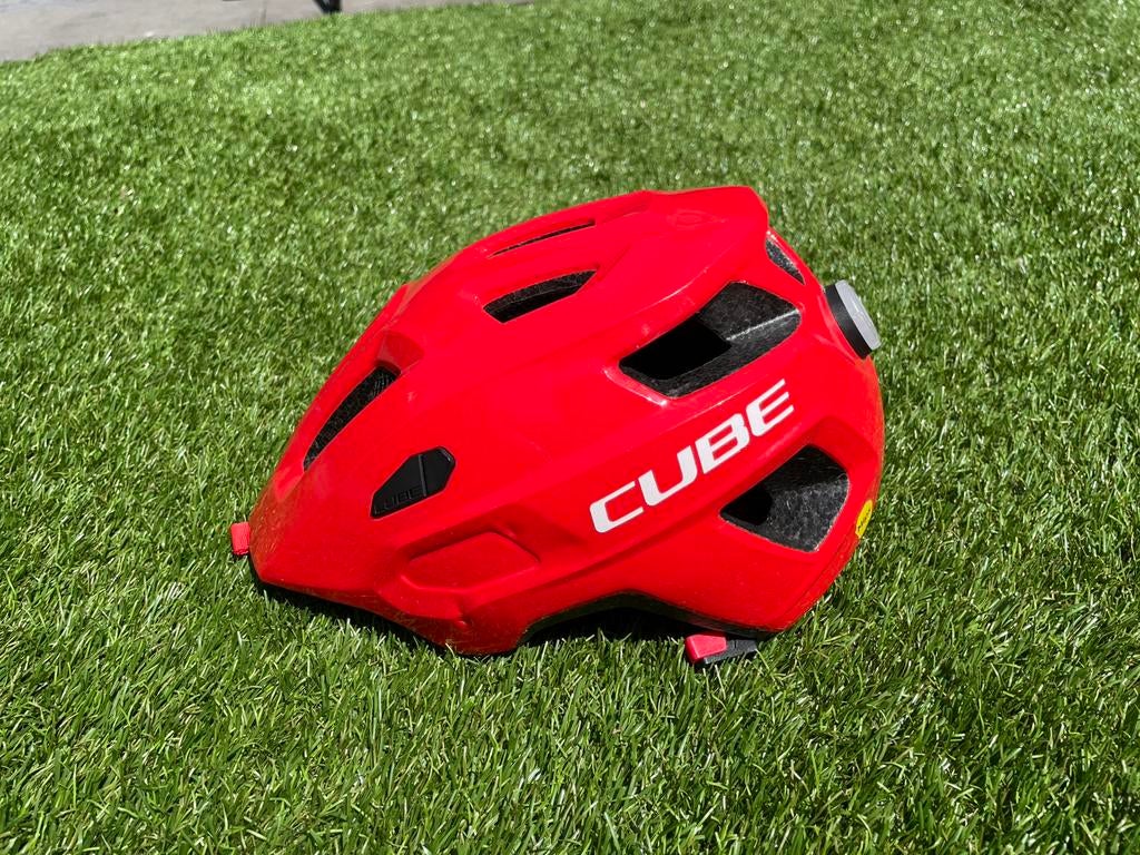 Cube fietshelm (4-6 jaar), Ophalen of Verzenden, Zo goed als nieuw