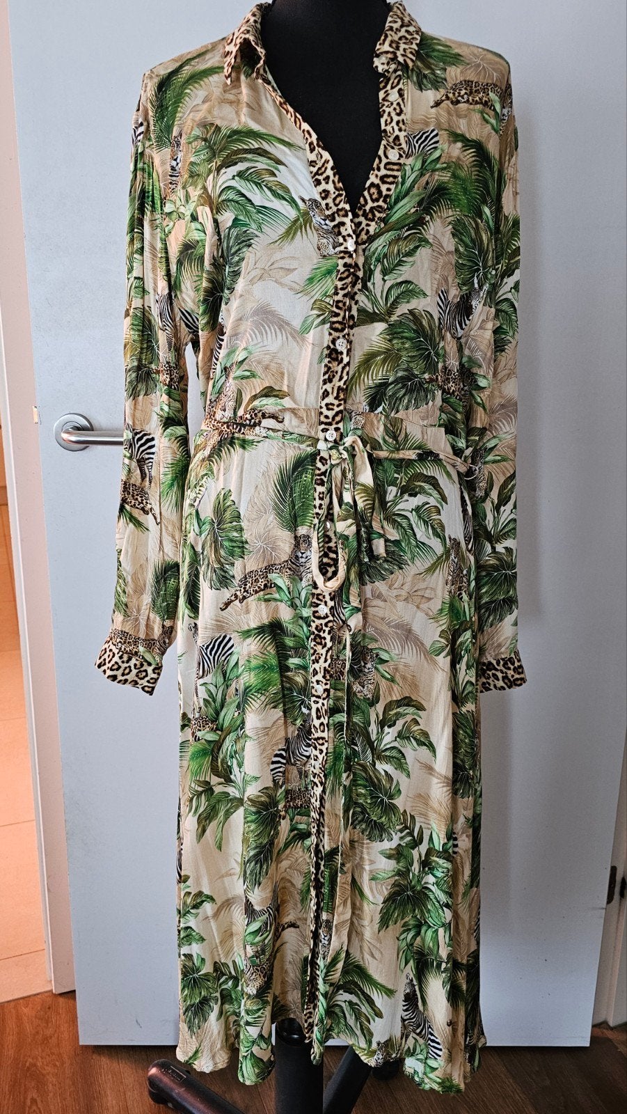 Gave lange luchtige jurk junglemotief 46, Ophalen of Verzenden, Zo goed als nieuw, Maat 46/48 (XL) of groter, Onder de knie