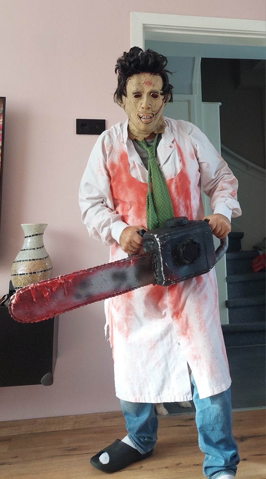 Leatherface Kostuum met Kettingzaag - Halloween/Carnaval