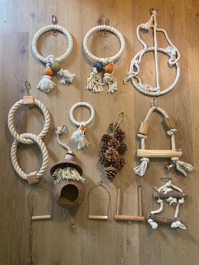 Schommels kokosnoot papegaai kromsnavel parkiet agapornis, Ophalen of Verzenden, Zo goed als nieuw, Kooi-accessoires