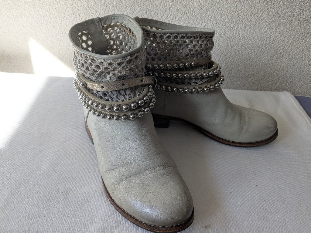 Boho Ibiza greige grijs beige laarsje Schurz, Beige, Lage of Enkellaarzen, Ophalen of Verzenden, Zo goed als nieuw
