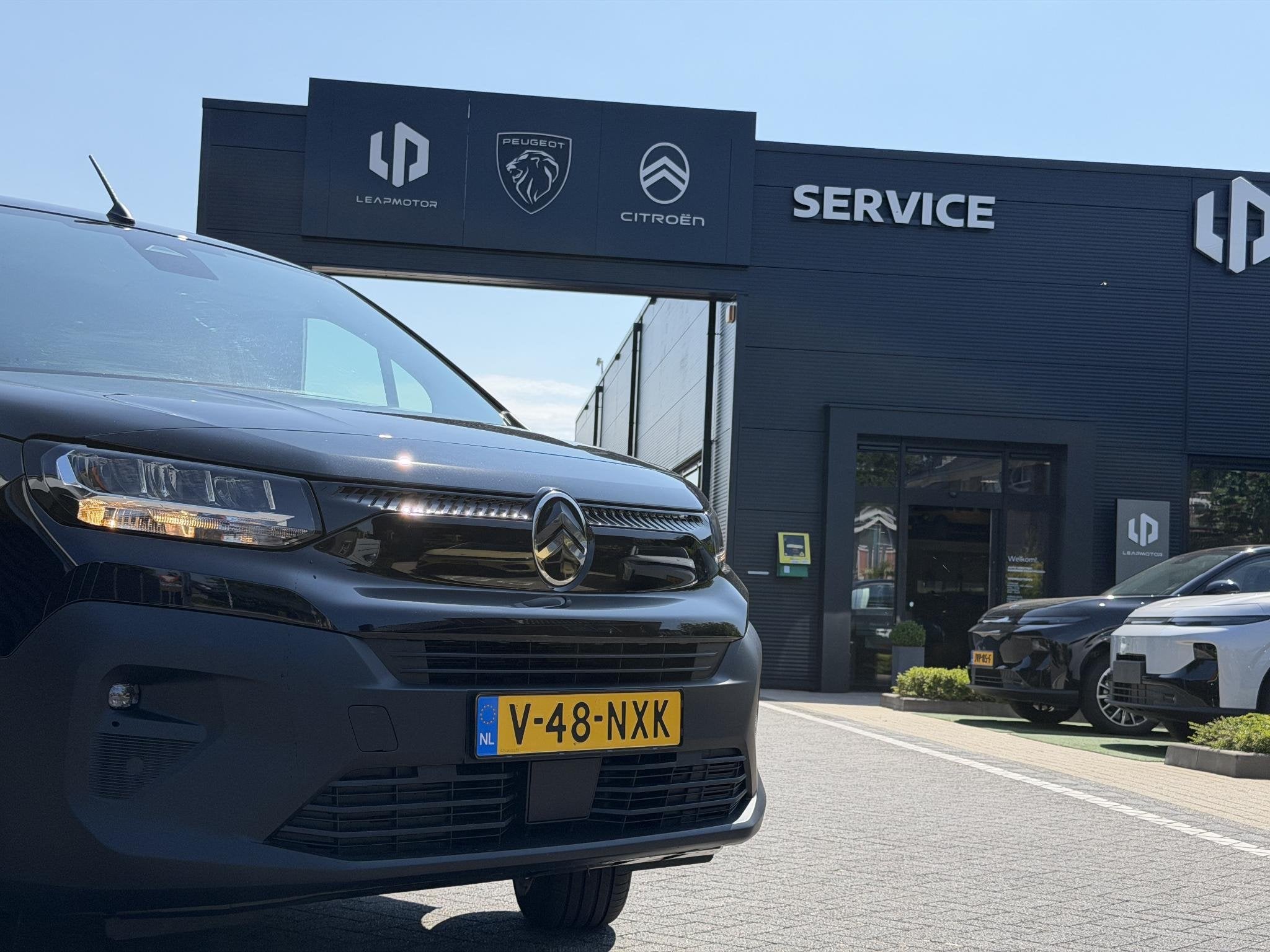 Citroen ë-Berlingo 50 kWh 136PK L2 Automaat Achteruitrijcam, Auto's, Verwarmde buitenspiegels, 750 kg, Zwart, Origineel Nederlands