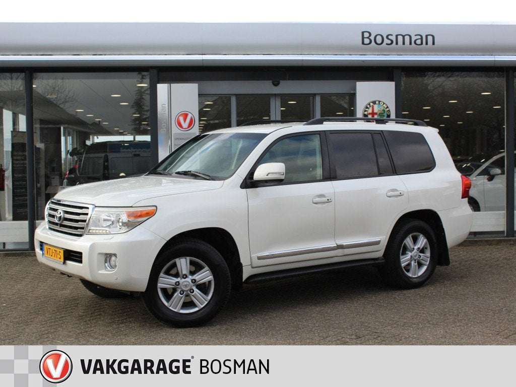 Toyota Land Cruiser V8 4.5 V8 D-4D 4x4/Trekhaak/Camera/Grijs, Auto's, Euro 5, Gebruikt, 8 cilinders, Wit
