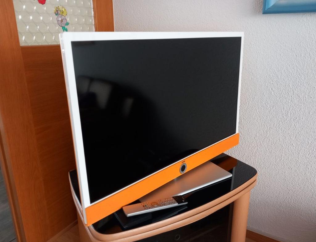 Loewe Connect ID 40, 50 Hz, LCD, Zo goed als nieuw, 100 cm of meer