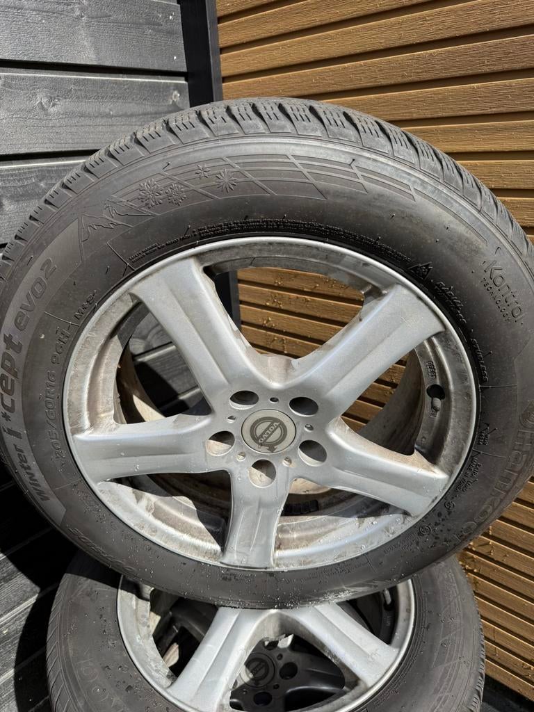 Volvo V60 winterbandenset – Hankook Winter i*cept evo², Ophalen, 16 inch, Banden en Velgen, 205 mm