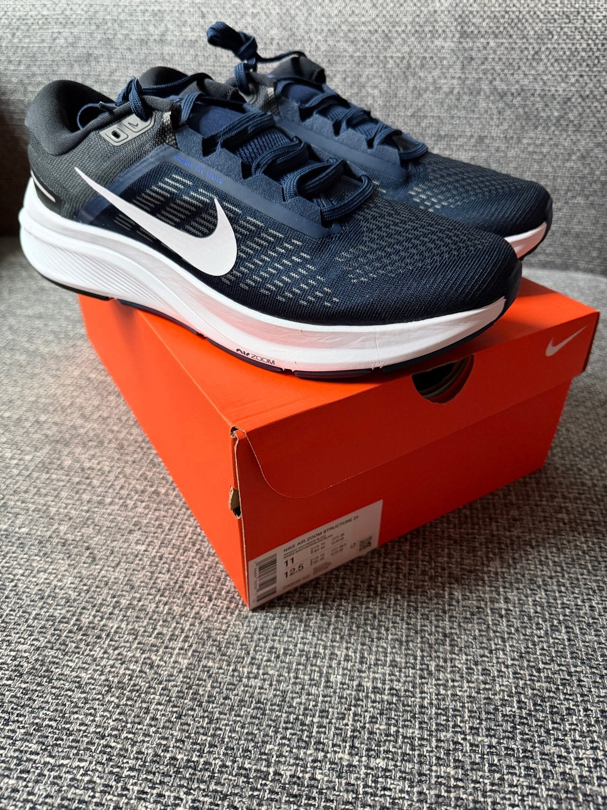 Nike Air Zoom Structure 24 - Maat 45 - Nieuw in doos, Kleding | Heren, Schoenen, Blauw, Nieuw, Ophalen of Verzenden, Sneakers of Gympen