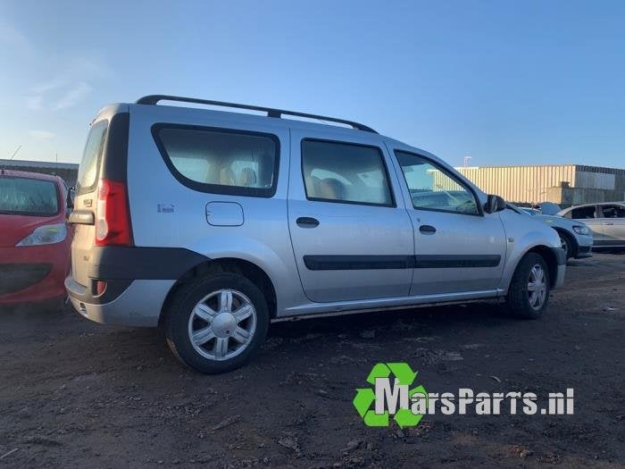 Stijl midden-rechts van een Dacia Logan (TED69), Auto-onderdelen, Dacia, Gebruikt, -, -