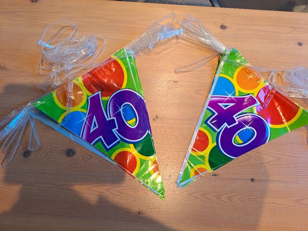 Vlaggetjeslijn  40jaar., Ophalen, Zo goed als nieuw, Overige