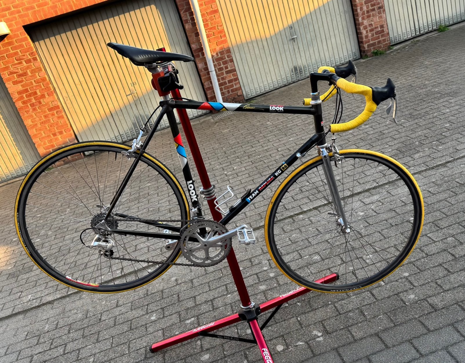 Look KG96 Carbon Kevlar, Maat 57.5cc, 28 inch, Gebruikt, Carbon, Velgrem