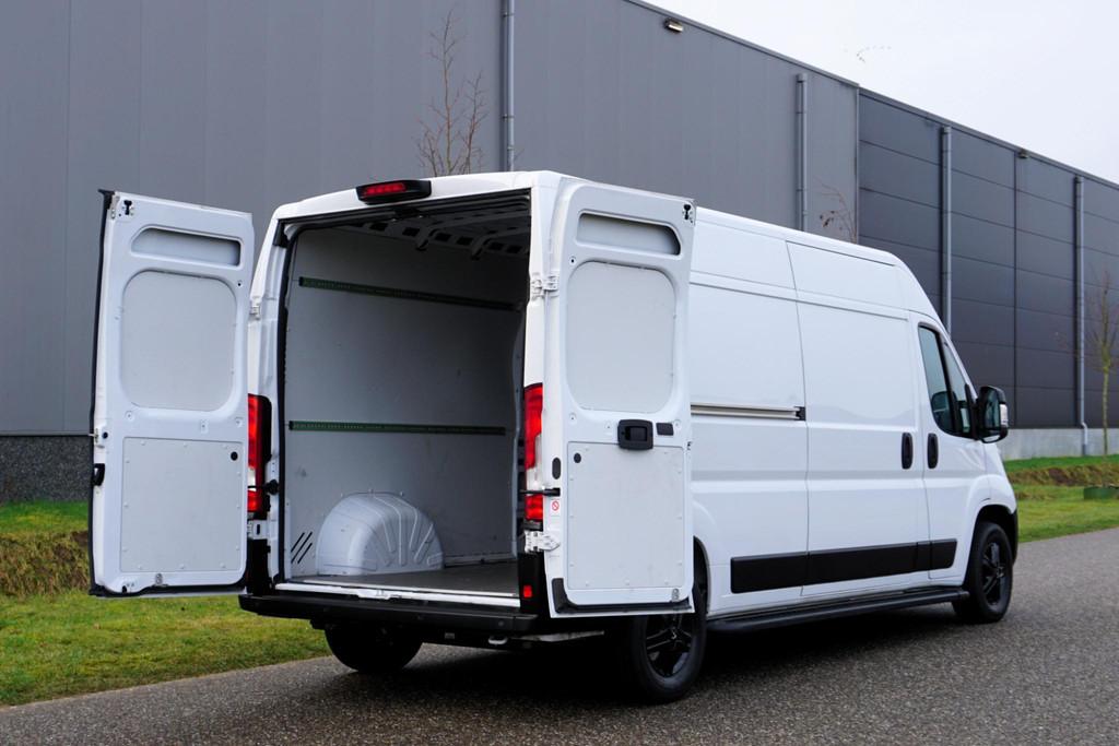 Peugeot Boxer 2.2 BlueHDi 140 L3H2 3.5t in Topstaat |BPM vri, Voorwielaandrijving, Stof, Gebruikt, Euro 6