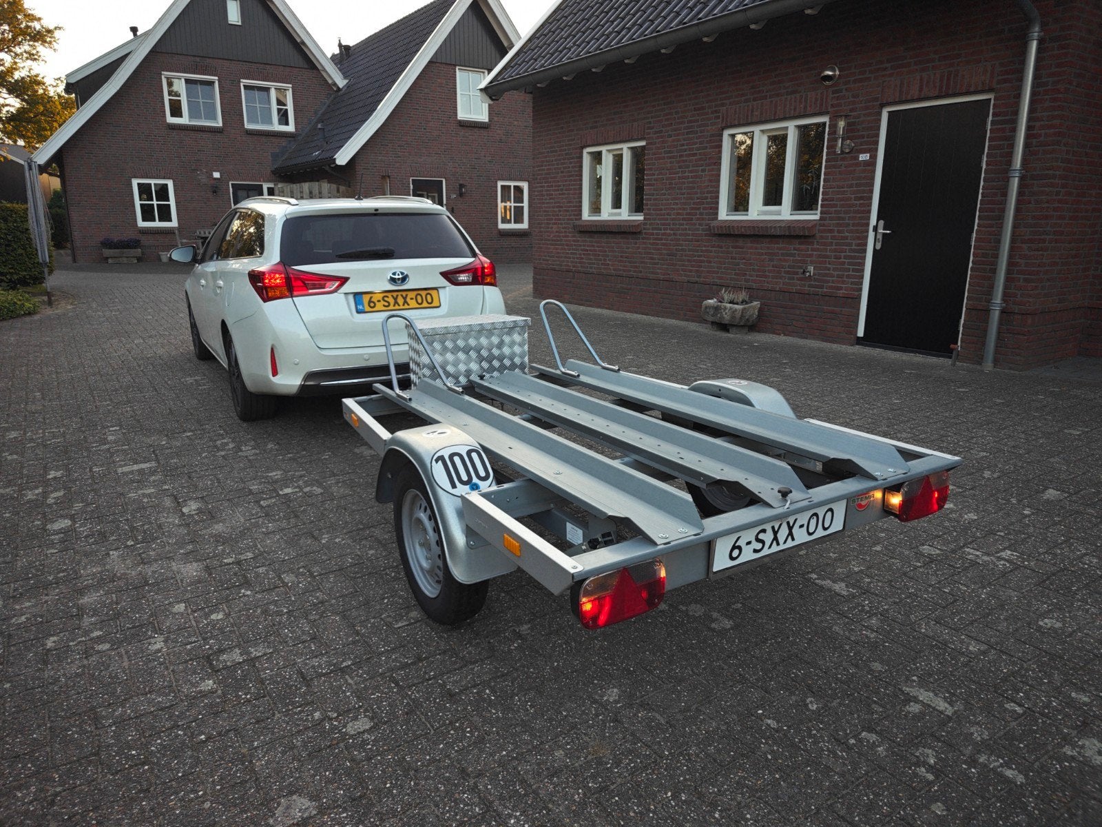Stema MT0750 Motoraanhanger Motortrialer voor 2 motoren, Ophalen, Zo goed als nieuw