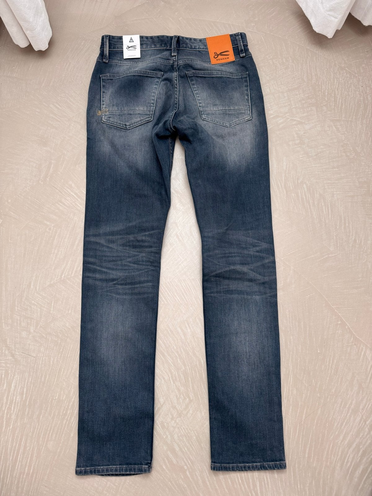 Denham Razor Jeans Maat 30-32 Nieuw en Ongedragen, Kleding | Heren, Spijkerbroeken en Jeans, Verzenden, Nieuw, Blauw, W32 (confectie 46) of kleiner