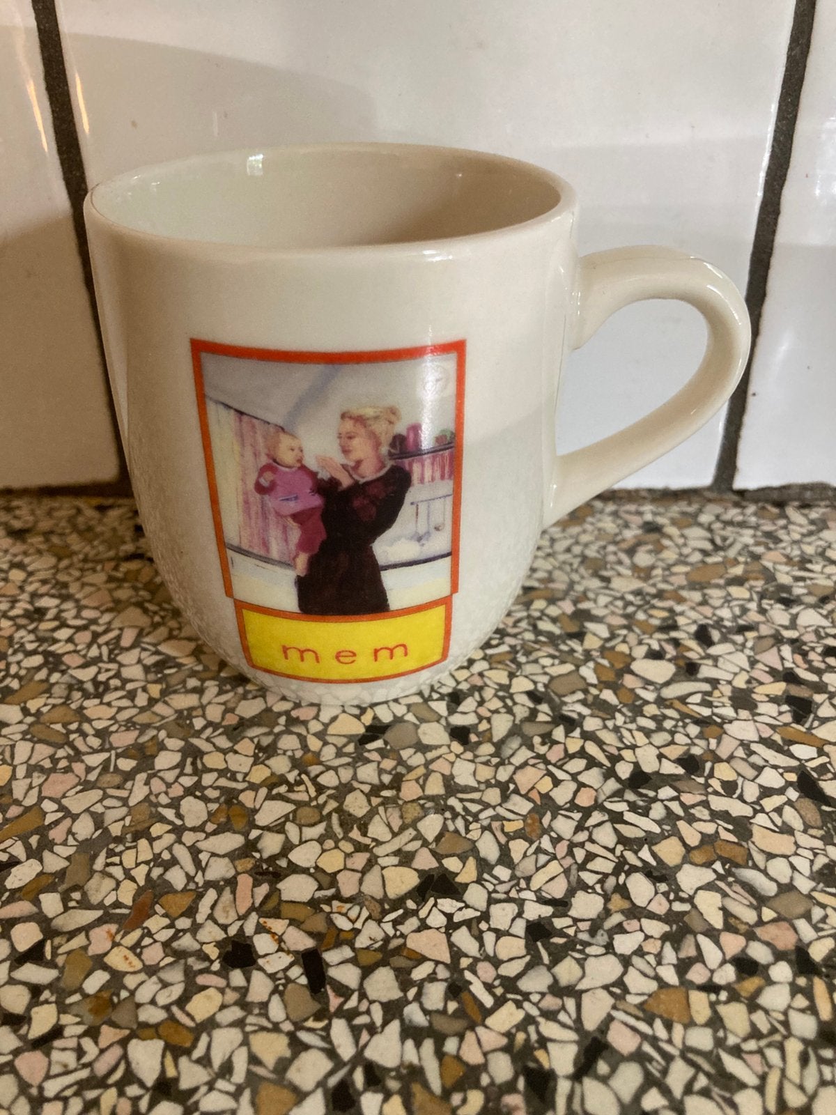 Beker mem, Ophalen of Verzenden, Zo goed als nieuw, Overige stijlen, Overige typen