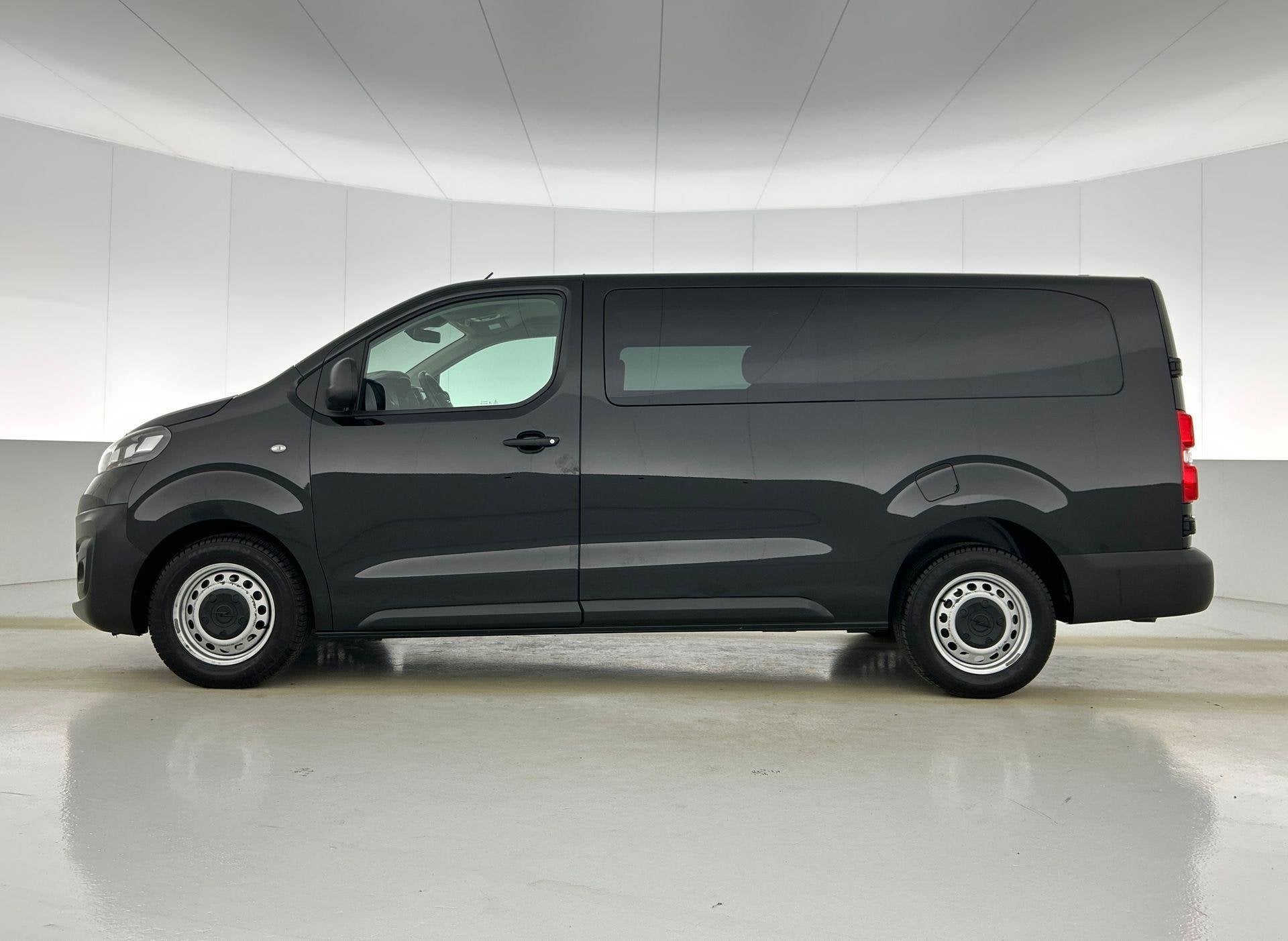 Opel Vivaro 145pk Automaat L3H1 Dubbele cabine Navigatie Cam, Stof, Gebruikt, Euro 6, 4 cilinders