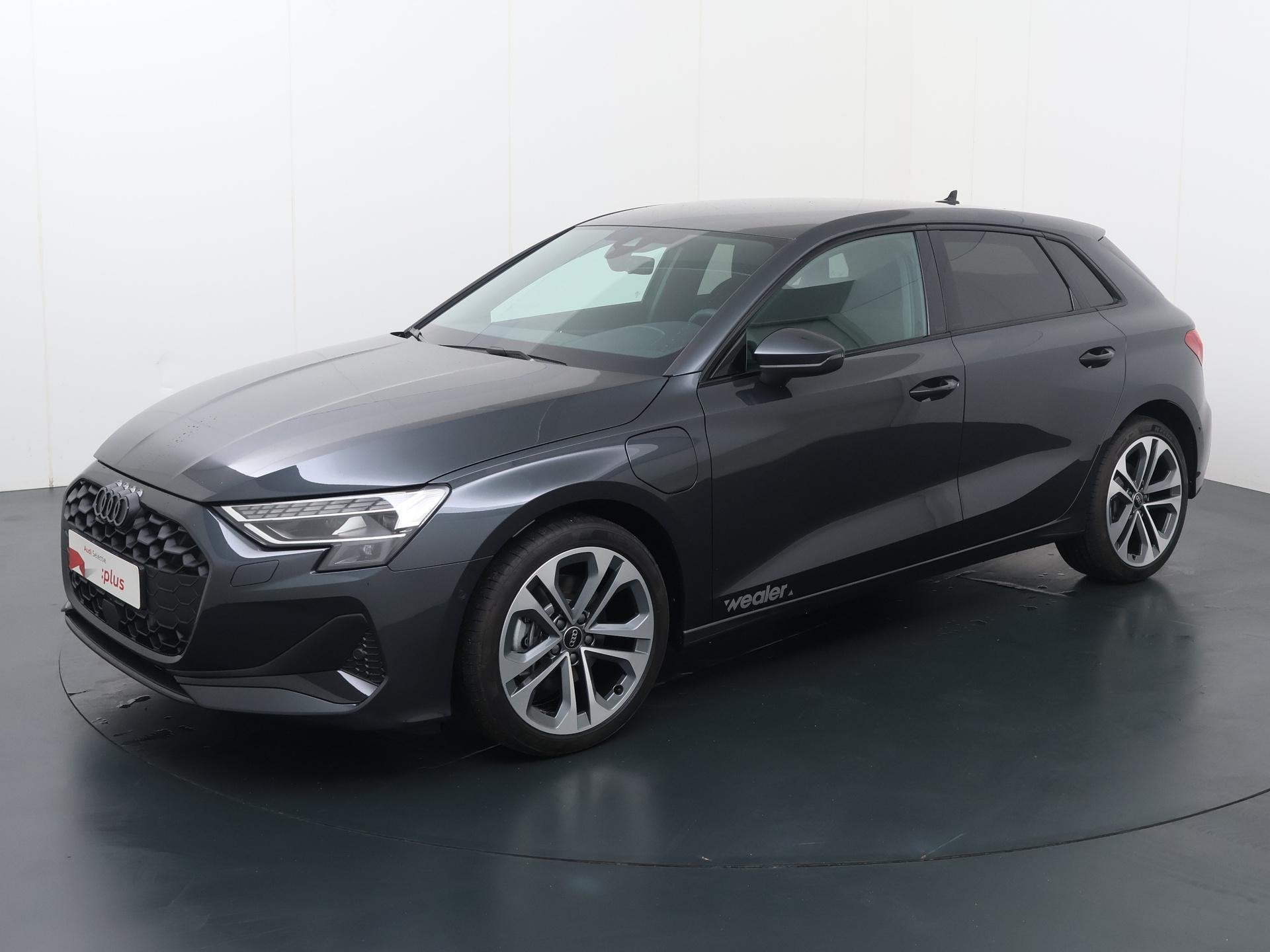 Audi A3 Sportback Advanced edition TFSI e 150 kW S tronic, Auto's, Audi, 12 maanden, 1498 cc, 150 min, Leder en Stof