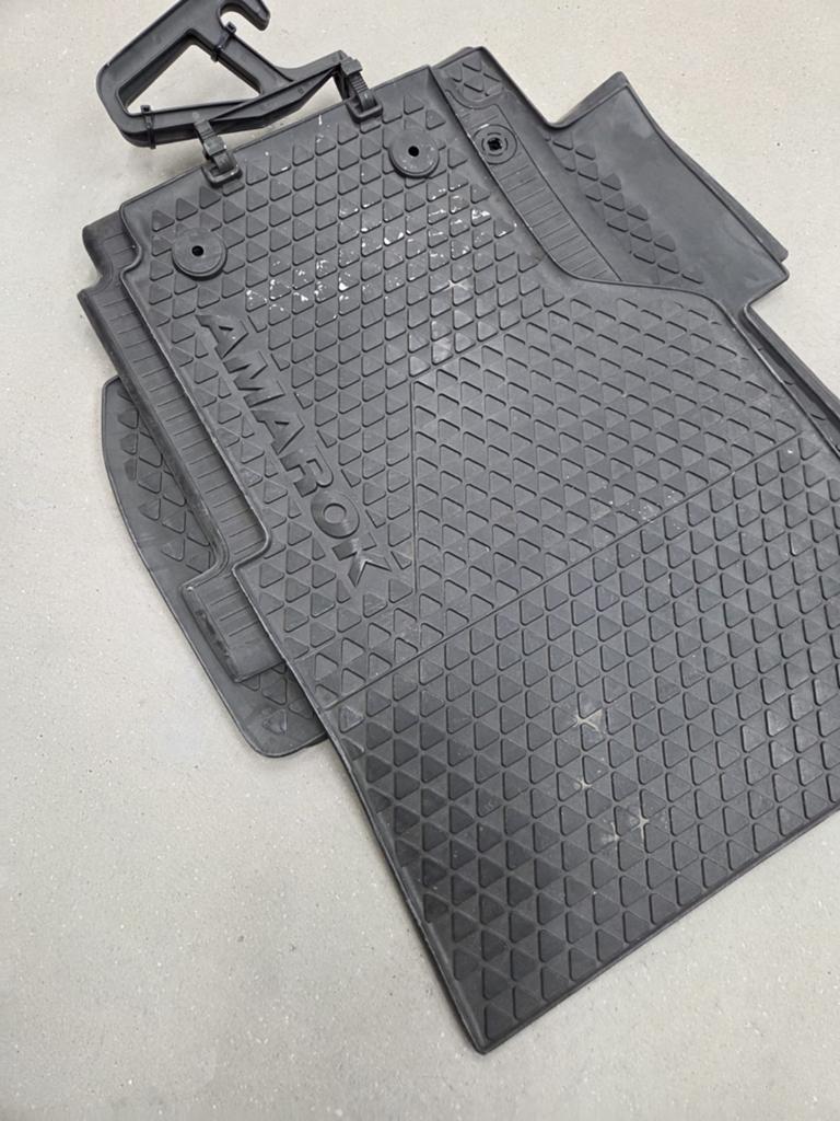 Orginele Volkswagen Amarok rubberen mattenset (4 stuks), Ophalen, Nieuw