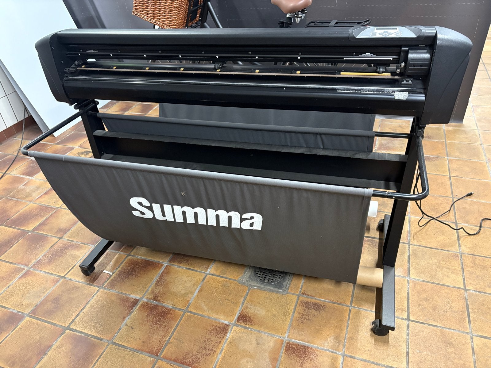 Summa D120R professionele snijplotter – 120 cm – onderstel, Computers en Software, Ophalen, Gebruikt, Overige technieken