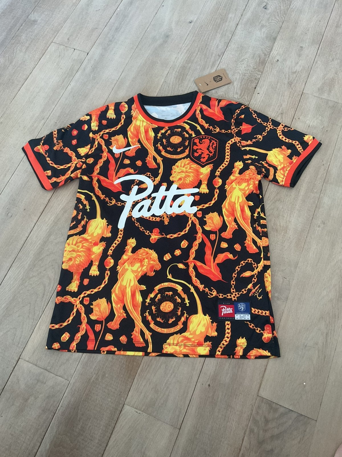 Patta trainingsshirt Nederland maat M, Sport en Fitness, Maat M, Ophalen of Verzenden, Nieuw, Shirt