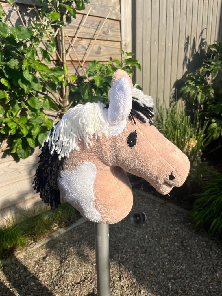 Hobbyhorse met hoofdstel en dekentje - Zo goed als nieuw, Ophalen of Verzenden, Zo goed als nieuw