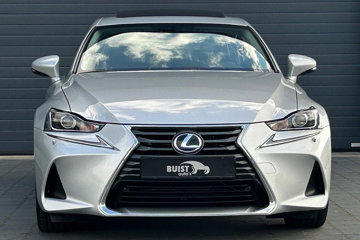 Lexus IS 300h Hybrid Sport Edition SUNROOF LEER 18", Automaat, Achterwielaandrijving, Gebruikt, Met garantie (alle)