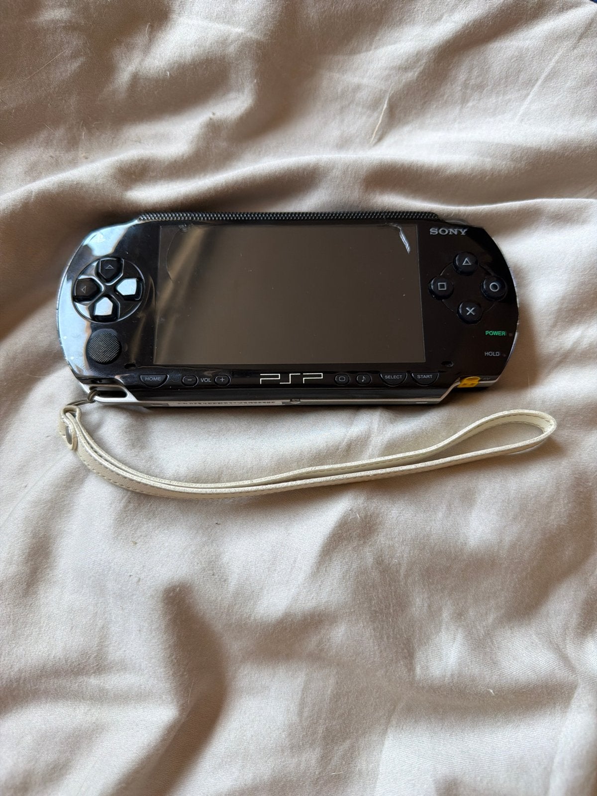 Sony PSP 1000 Zwart - Gebruikt Met games, Zwart, Ophalen of Verzenden, PSP, Gebruikt