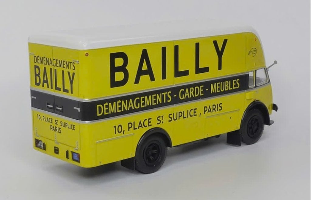 Renault Faineant Bailly verhuiswagen 1/43 Saviem ALTAYA # 8, Hobby en Vrije tijd, Verzenden, Nieuw, Bus of Vrachtwagen, Overige merken