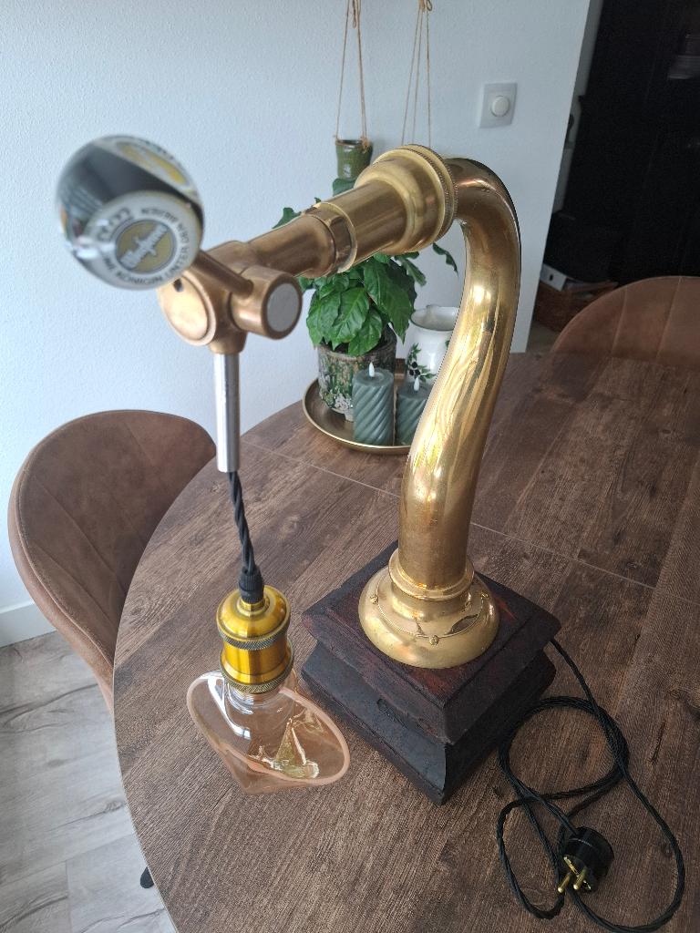 Unieke lamp voor b.v. mancave of stoer interieur, Huis en Inrichting, Ophalen, Gebruikt, 50 tot 75 cm, Vintage