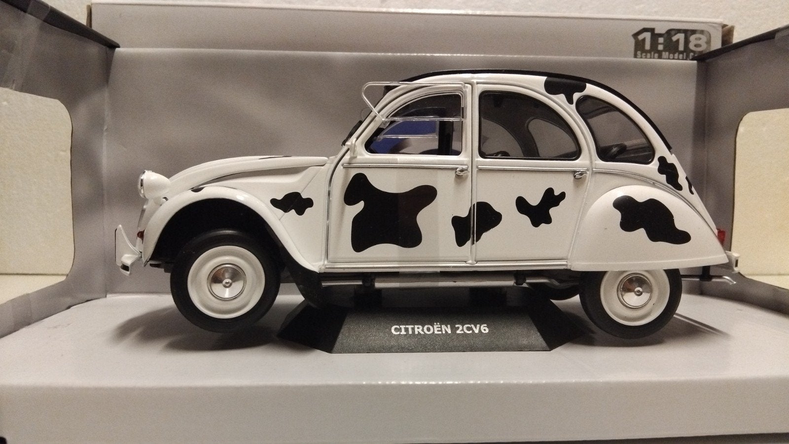 Citroen 2CV6 Vache koeienprint Solido 1:18 KRD, Ophalen of Verzenden, Zo goed als nieuw, Auto, Solido