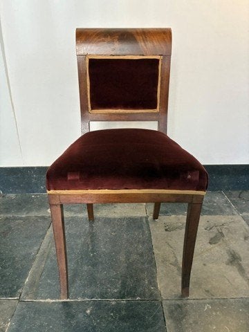 Franse antieke stoelen, Ophalen
