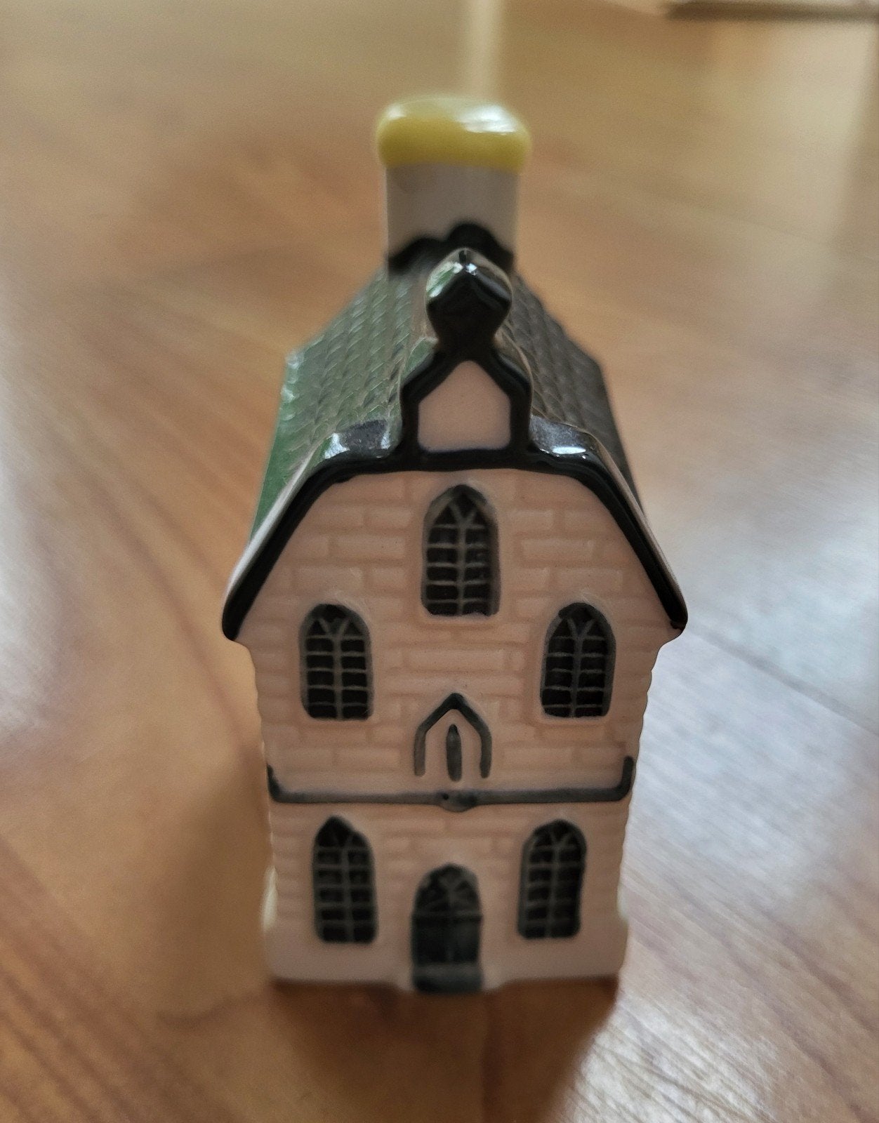 KLM huisje Bols nr. 7 - Gevuld en Verzegeld, Verzamelen, Ophalen of Verzenden, Zo goed als nieuw, 1 t/m 20, Gevuld