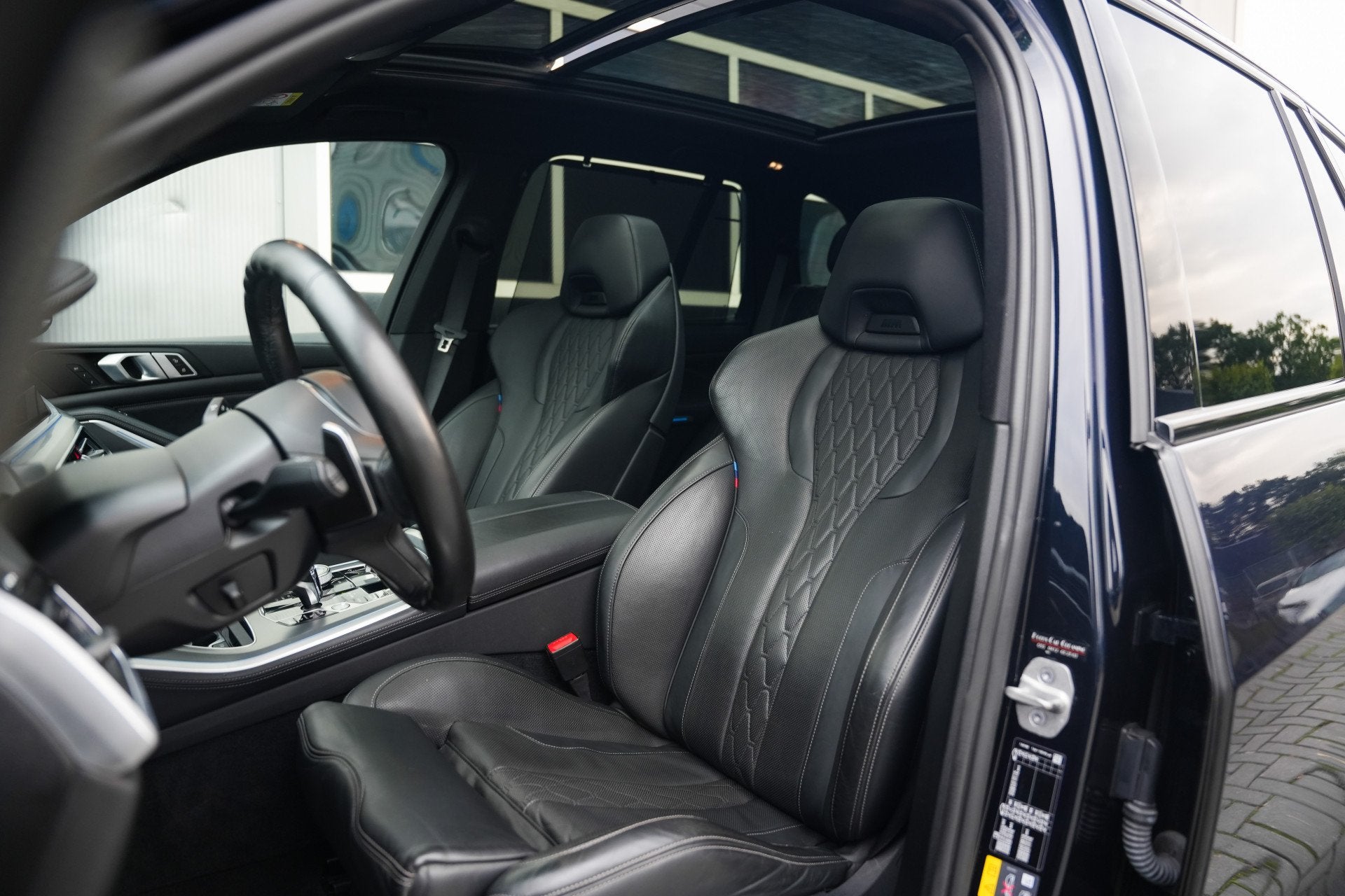BMW X5 xDrive45e 394 pk High Executive M-Sport /Pano-Dak /Ni, Auto's, Gebruikt, 394 pk, Zwart, Leder