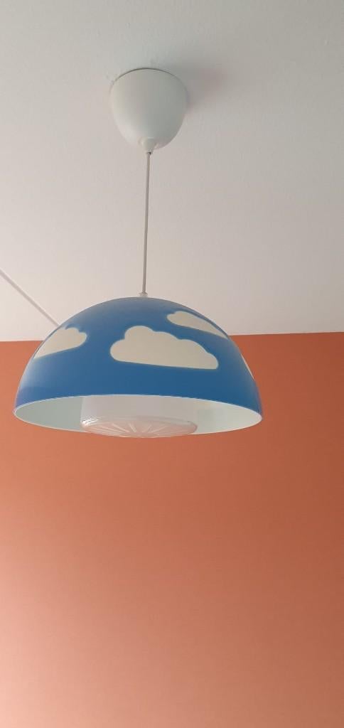 ikea kinderlamp met wolken, Kinderen en Baby's, Ophalen of Verzenden, Zo goed als nieuw, Lamp