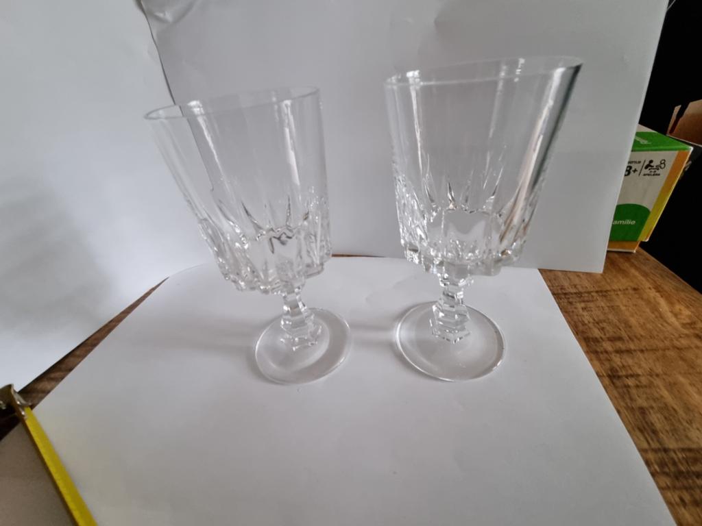 Cristal 2 wat grotere glazen, Ophalen of Verzenden