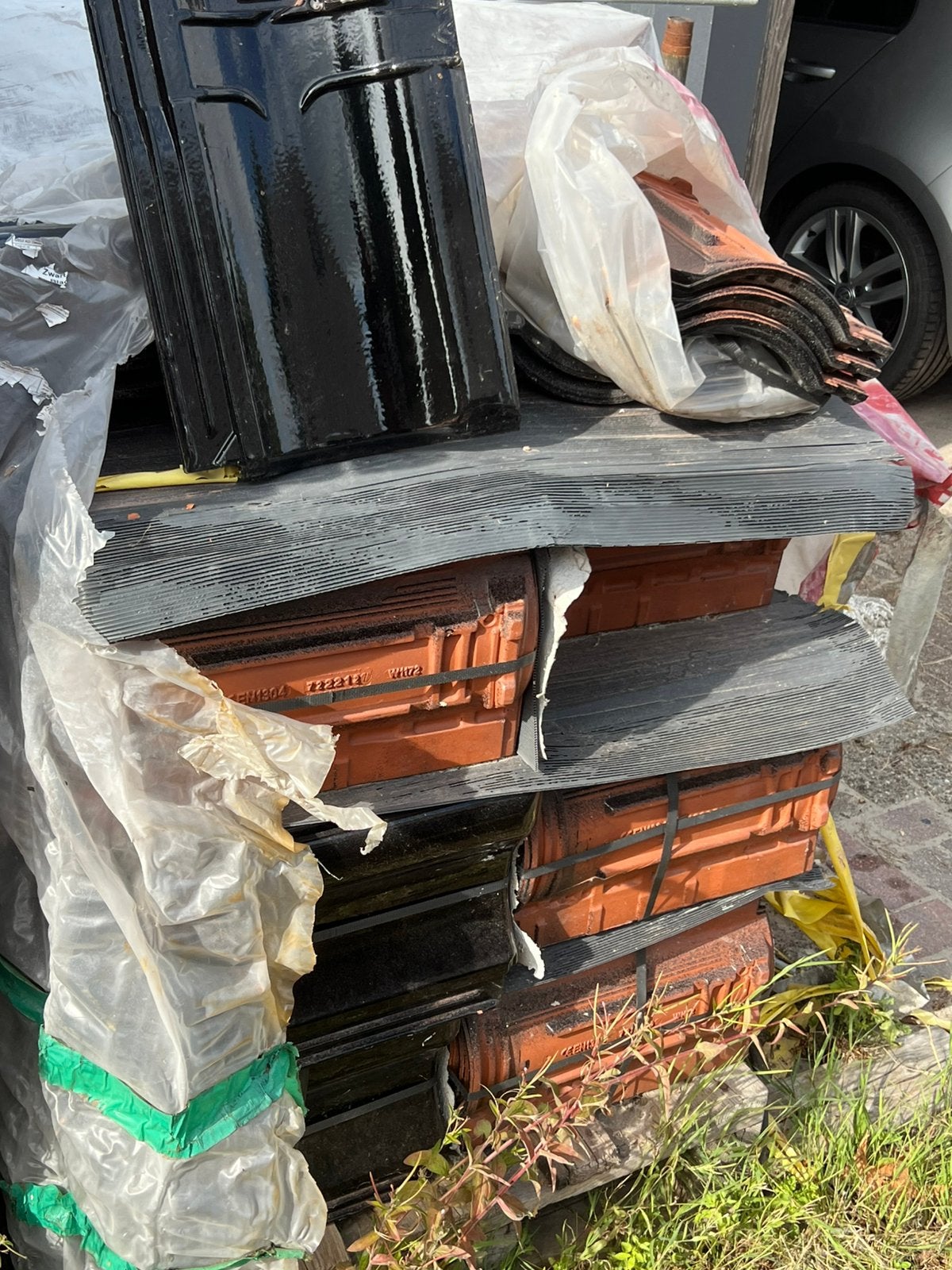 Dakpannen koramic vhv vario zwart verglaasd, Doe-het-zelf en Verbouw, Dakpannen en Dakbedekking, Ophalen, Steen of Klei, Zwart