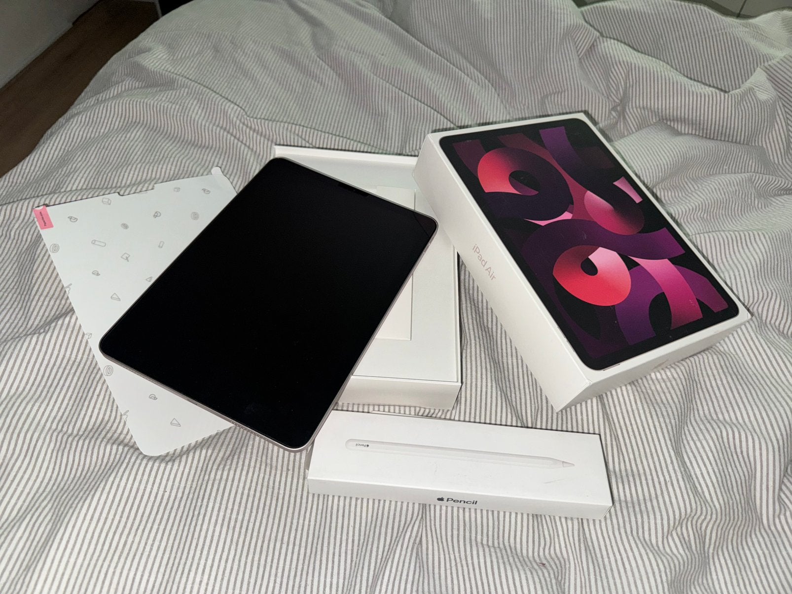 Ipad Air 5de generatie *2022 Roze incl. Apple pencil, Computers en Software, Apple iPads, Gebruikt, Apple iPad Air, 11 inch, Ophalen of Verzenden