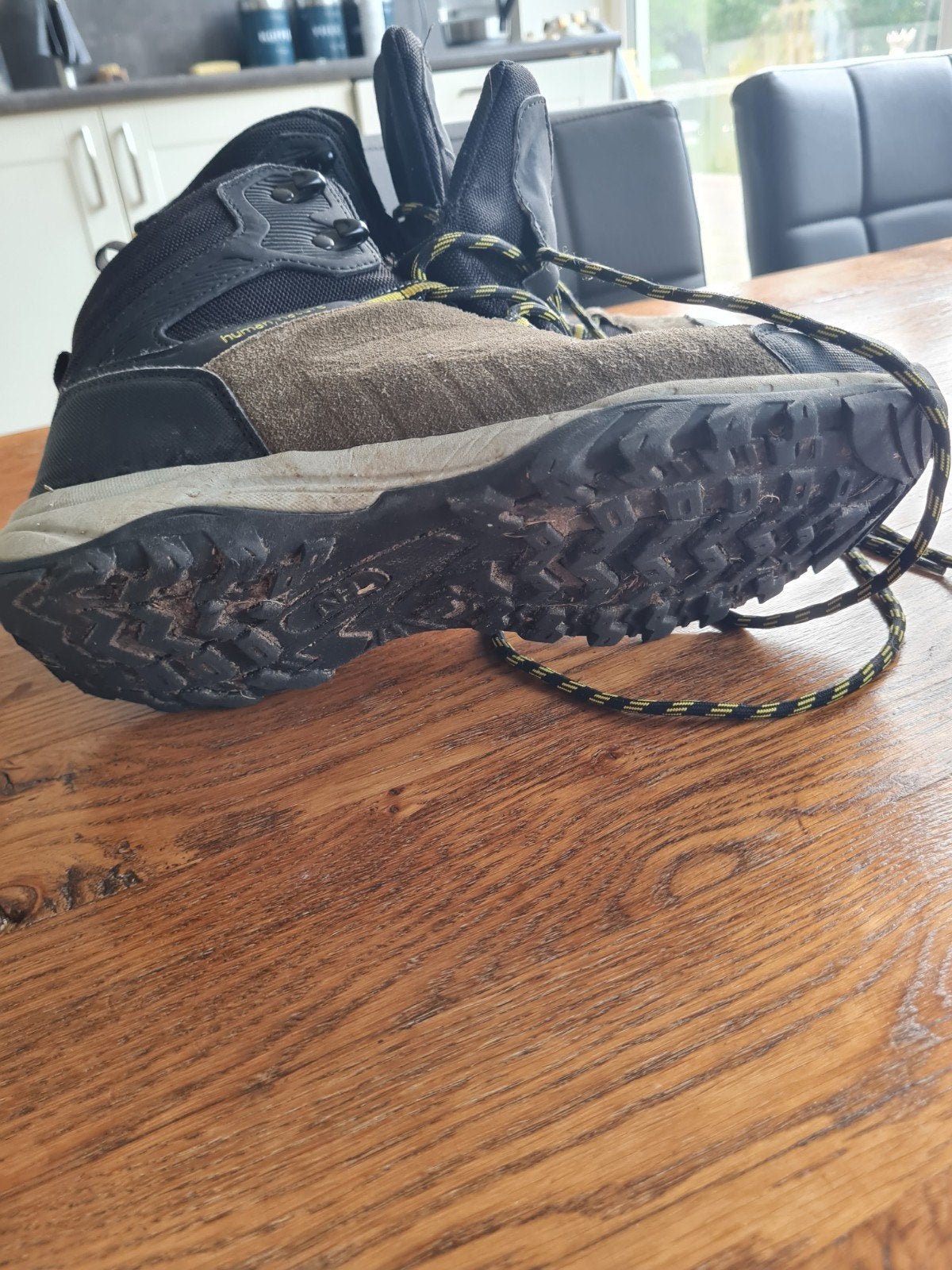 berg- of gewone  wandelschoenen, Ophalen, Zo goed als nieuw, Schoenen