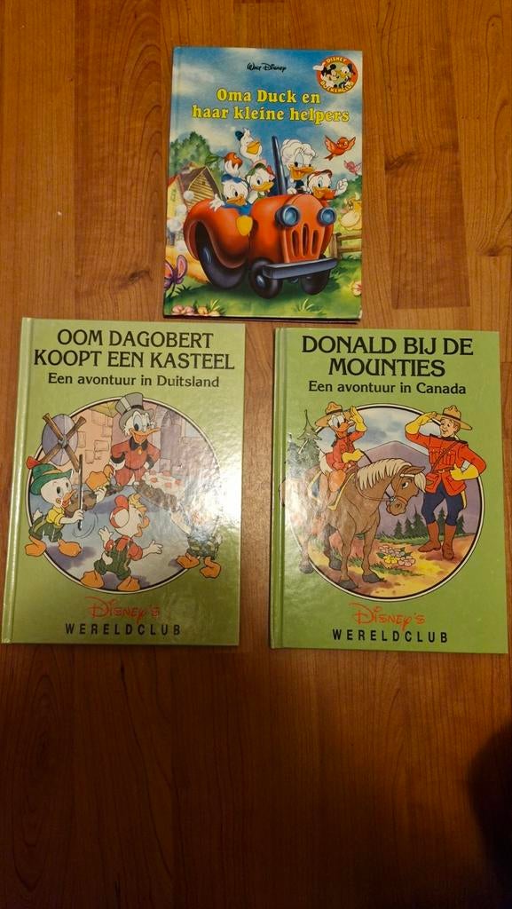 Drie disney Donald Duck wereldclub boeken, Ophalen of Verzenden