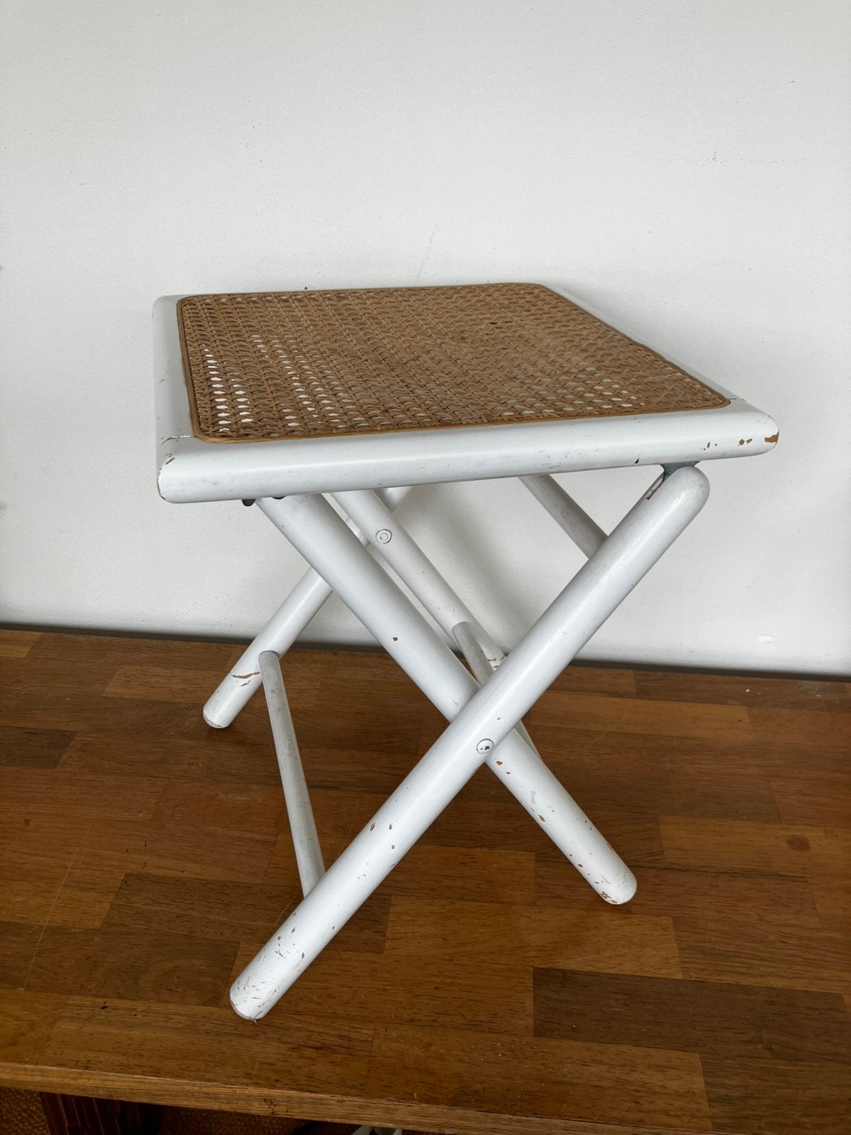 Vintage krukje. Met rieten matting, Ophalen of Verzenden, Zo goed als nieuw, Hout