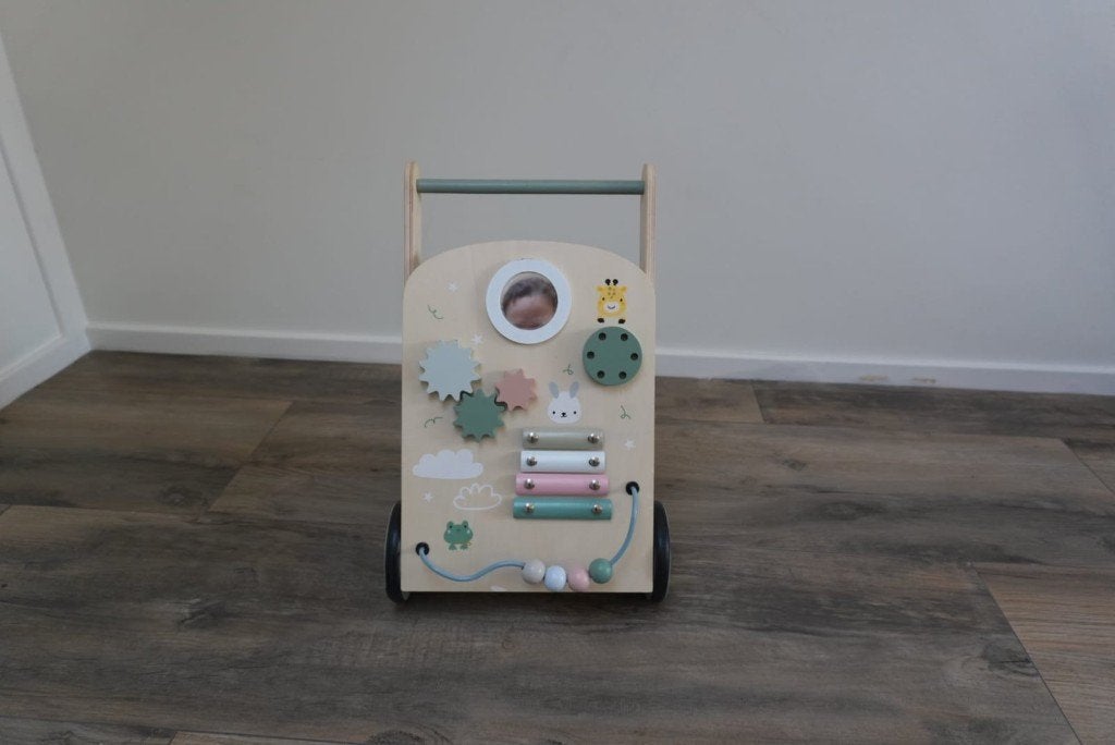 Wooden Baby Walker / Activity Toy, Ophalen, Zo goed als nieuw, Duw- of Trekspeelgoed