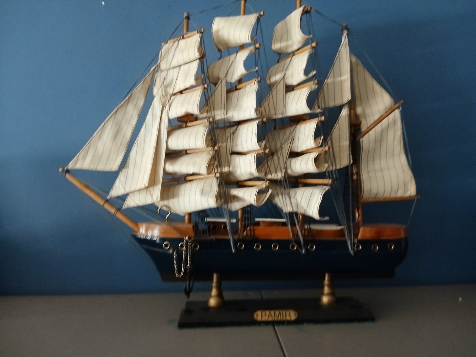 Prachtig Groot Houten Model Zeilschip 'Pamir' (50 x 47 cm) -, Ophalen, Zo goed als nieuw
