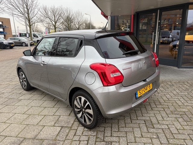 Suzuki Swift 1.2 Stijl | Navi | Cruise | Camera | 72.308 km, Auto's, Suzuki, 12 maanden, Stof, 4 cilinders, 400 kg