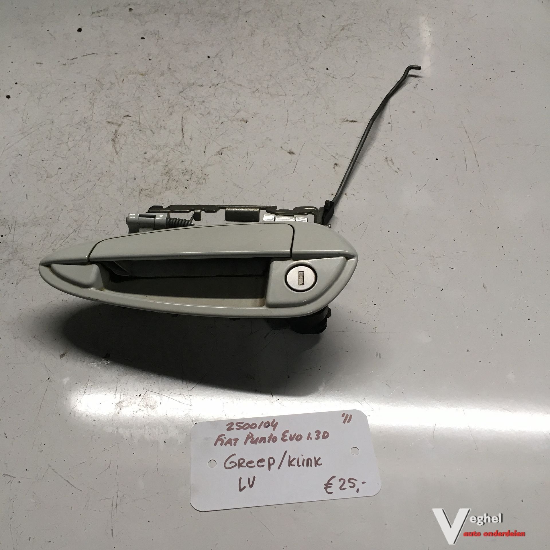 Fiat Punto Evo 5drs  1.3 Diesel 2011 2500104   Greep Klink L