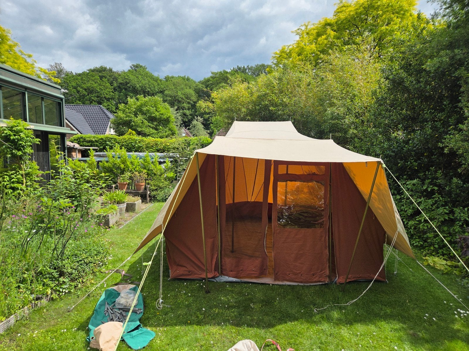 De Waard Roerdomp, Caravans en Kamperen, Tenten, Ophalen