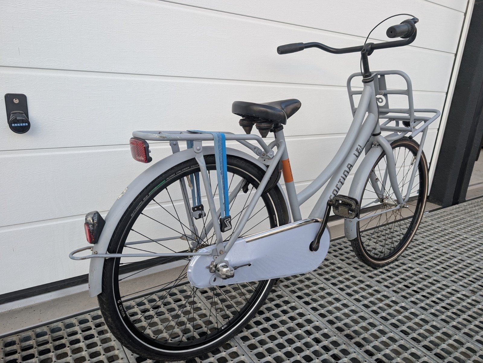 Corina U4 26 inch met 3 versnellingen en led verlichring
De, Terugtraprem, Versnellingen, Zo goed als nieuw, Cortina