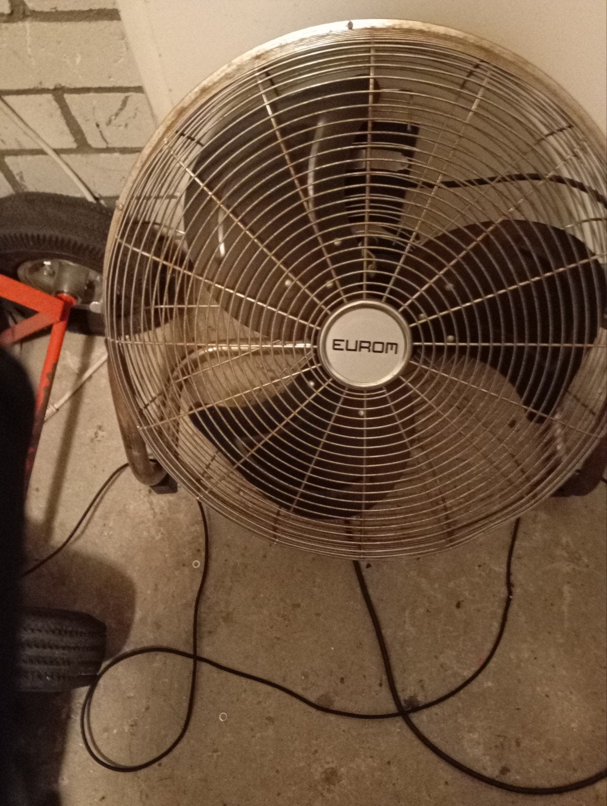 Eurom Vloerventilator - Krachtige Koeling, Witgoed en Apparatuur, Ventilatoren, Ophalen of Verzenden, Gebruikt, Vloerventilator