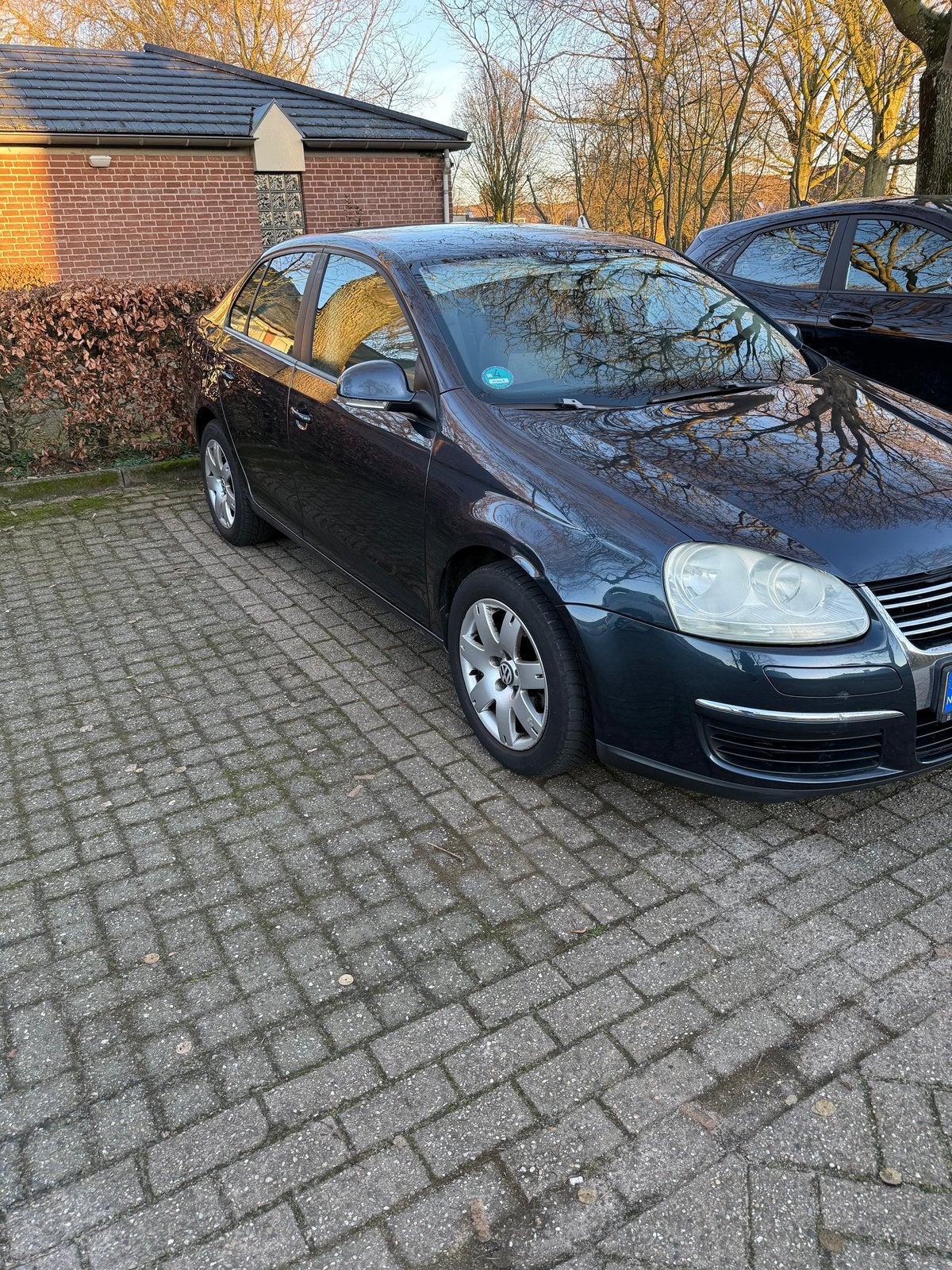 Volkswagen Jetta 1.4 TSI “ Trendline “ airco abs nieuwe apk, Auto's, Voorwielaandrijving, Stof, Zwart, 4 cilinders