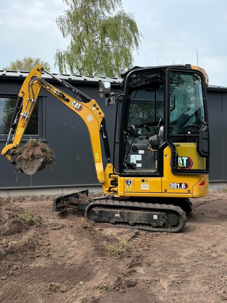 Minikraan met machinist verhuur, Tuin- of Vijveraanleg