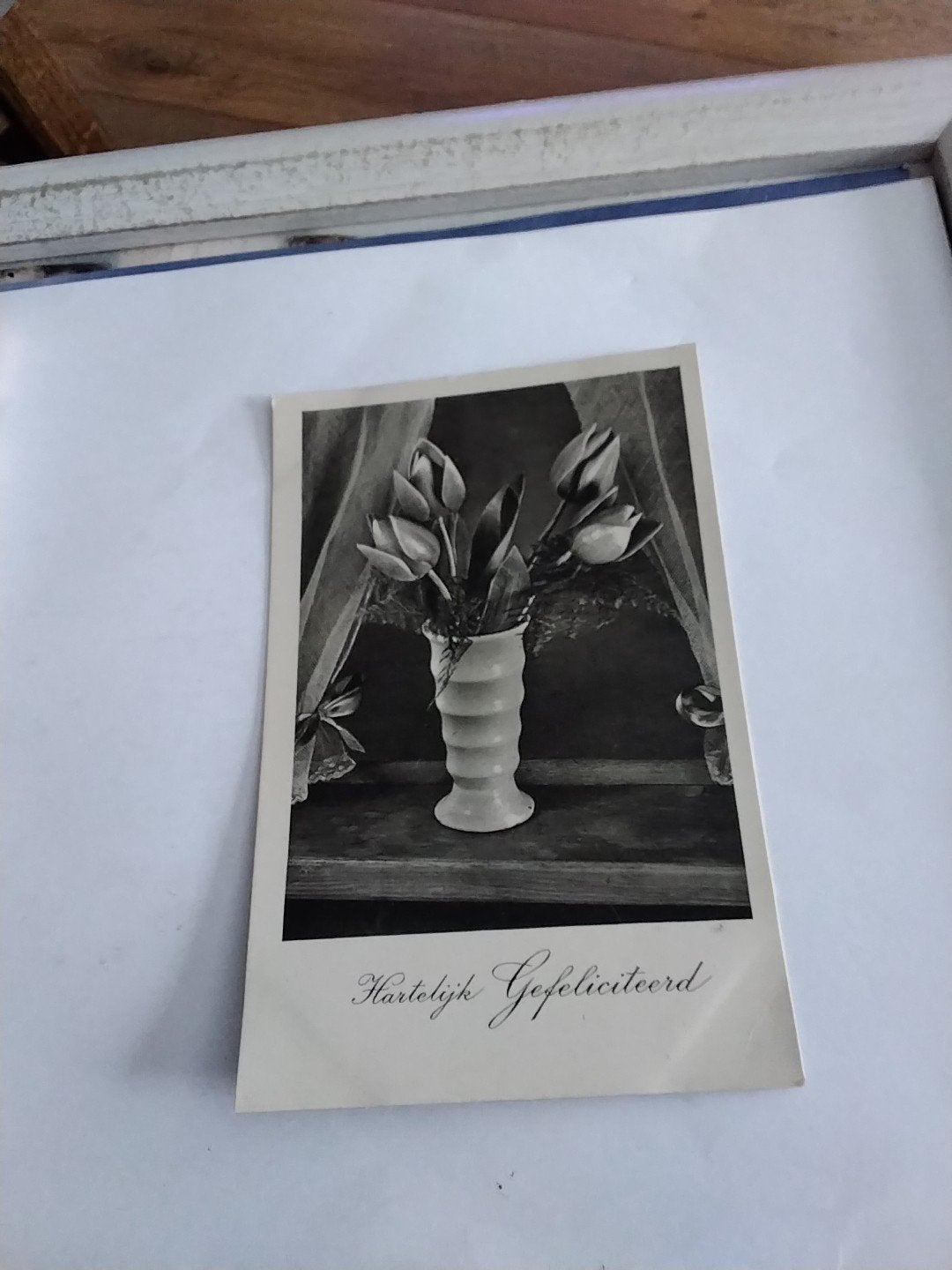 VAAS. MET. TULPEN. 1937, Verzamelen, Ansichtkaarten | Themakaarten, Ophalen of Verzenden, 1920 tot 1940